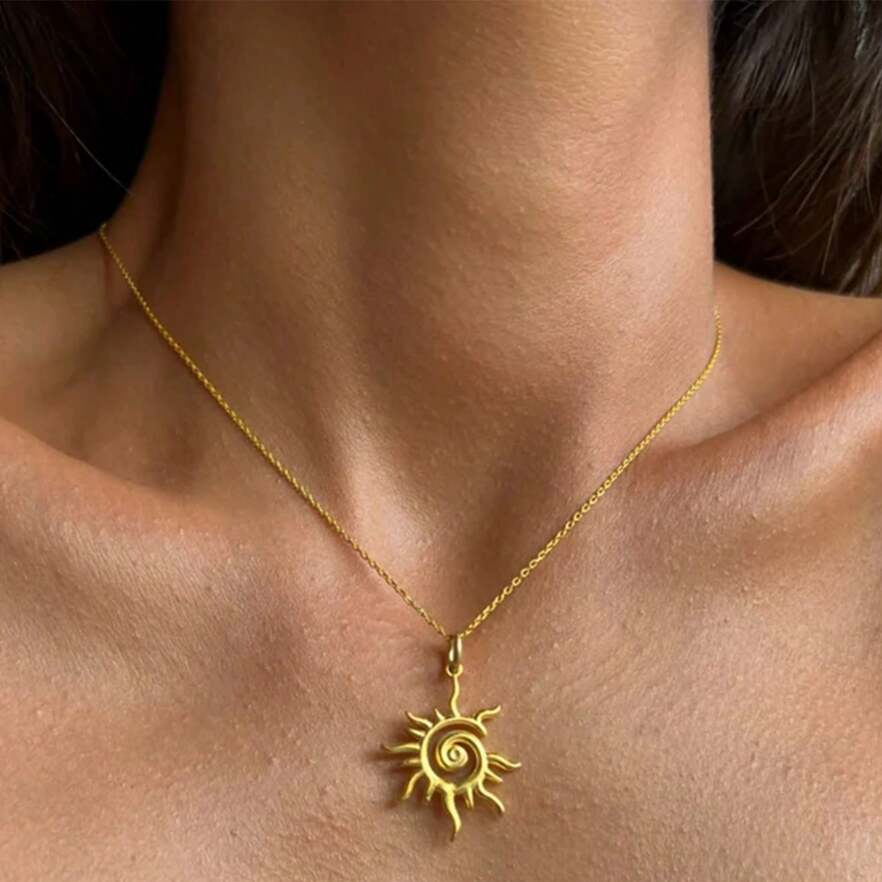 Collier Pendentif Chat Noir en Argent