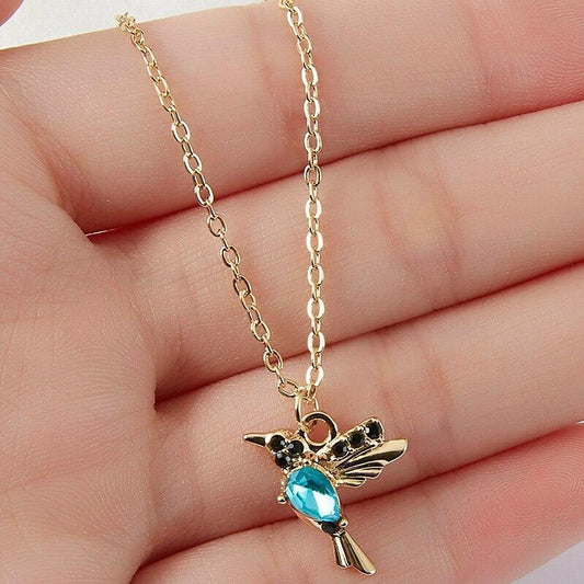 Collier Pendentif Papillon et Cristal en Or