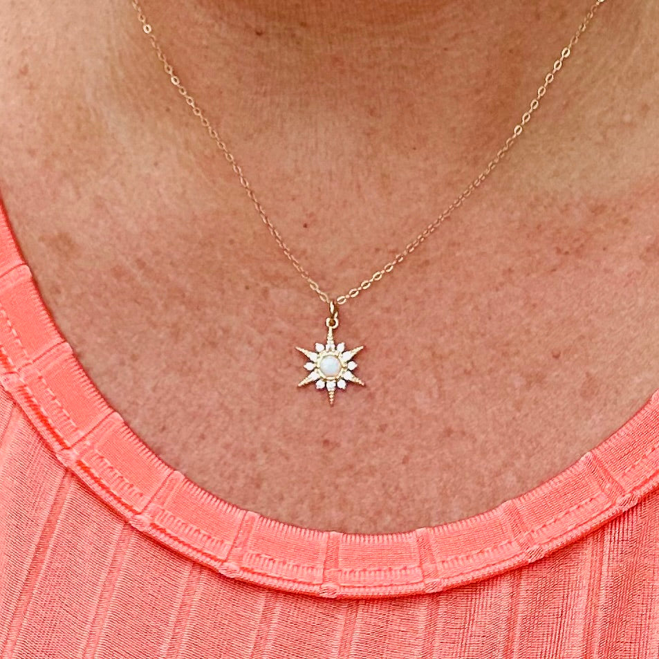 Collier Etoile Opale Stellina