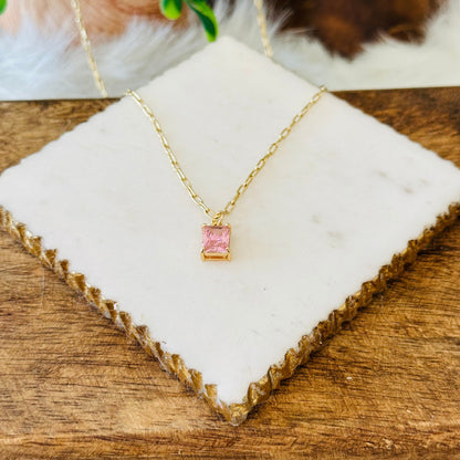 Collier Pendentif Paon Colore en Or