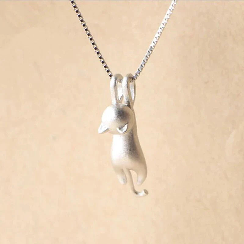 Collier Pendentif Noeud Infini en Argent