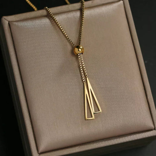 Collier Pendentif avec Pompon en Or