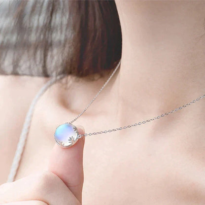 Collier Breloque Couronne Royale en Or