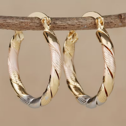 Boucles d'oreilles créoles torsadées Twilight Harmony