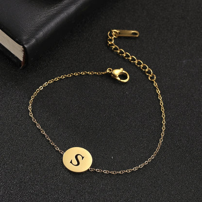 Amara™ | Bracelet initiales en acier inoxydable