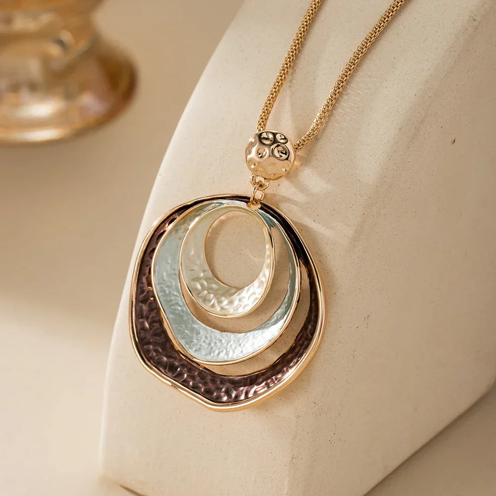 Collier Cercle Vintage en Or et Bronze