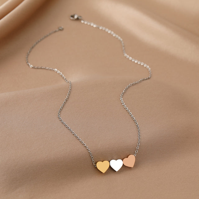 Collier Pendentif Chaussure a Talon en Or