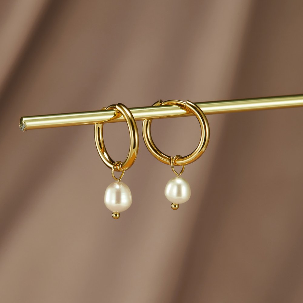 Les Boucles d'Oreilles Créoles en Perles Classiques
