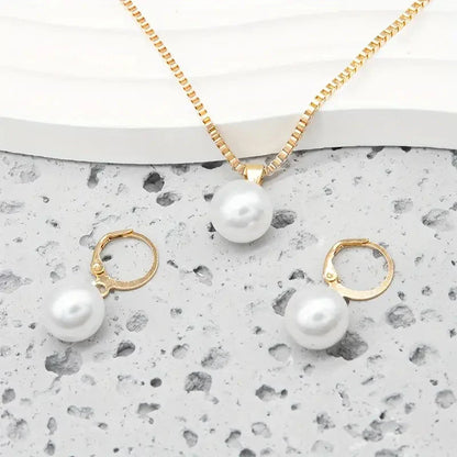 Collier de Perles Élégant et Gracieux