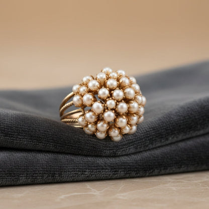 Bague en Or avec Perles Incrustées Élégante