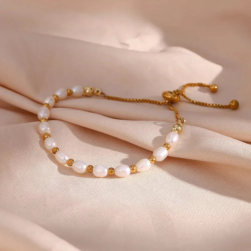 Bracelet Élégant en Perles et Or