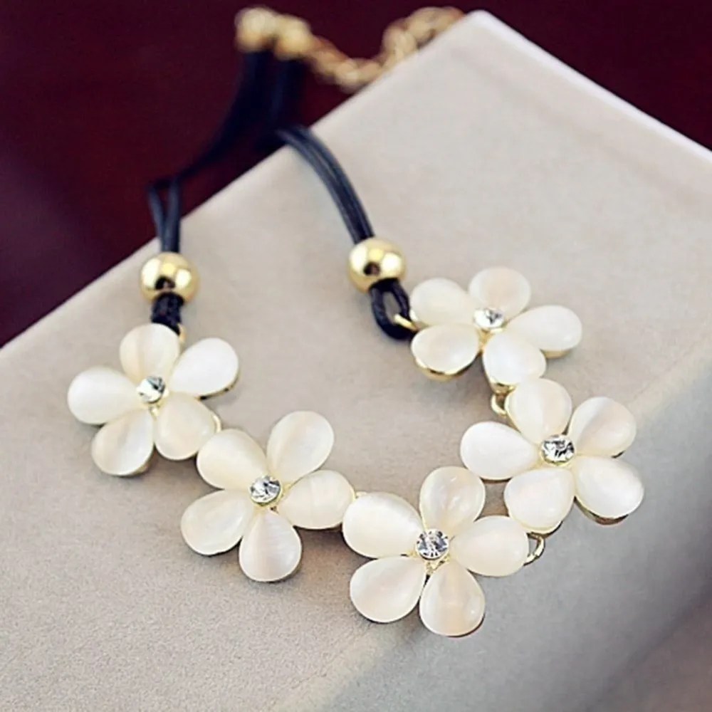 Collier Pendentif Rose Eternelle en Or Rose