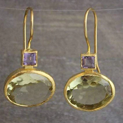 Boucles d’Oreilles Vintage Serties de Cristaux Vert Doré