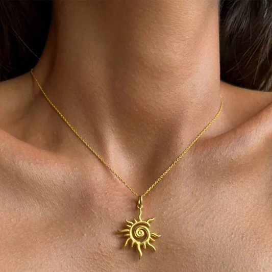 Collier Pendentif Chat Noir en Argent
