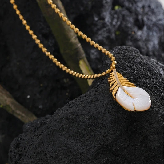 Collier Pendentif Lutin de Noel en Or