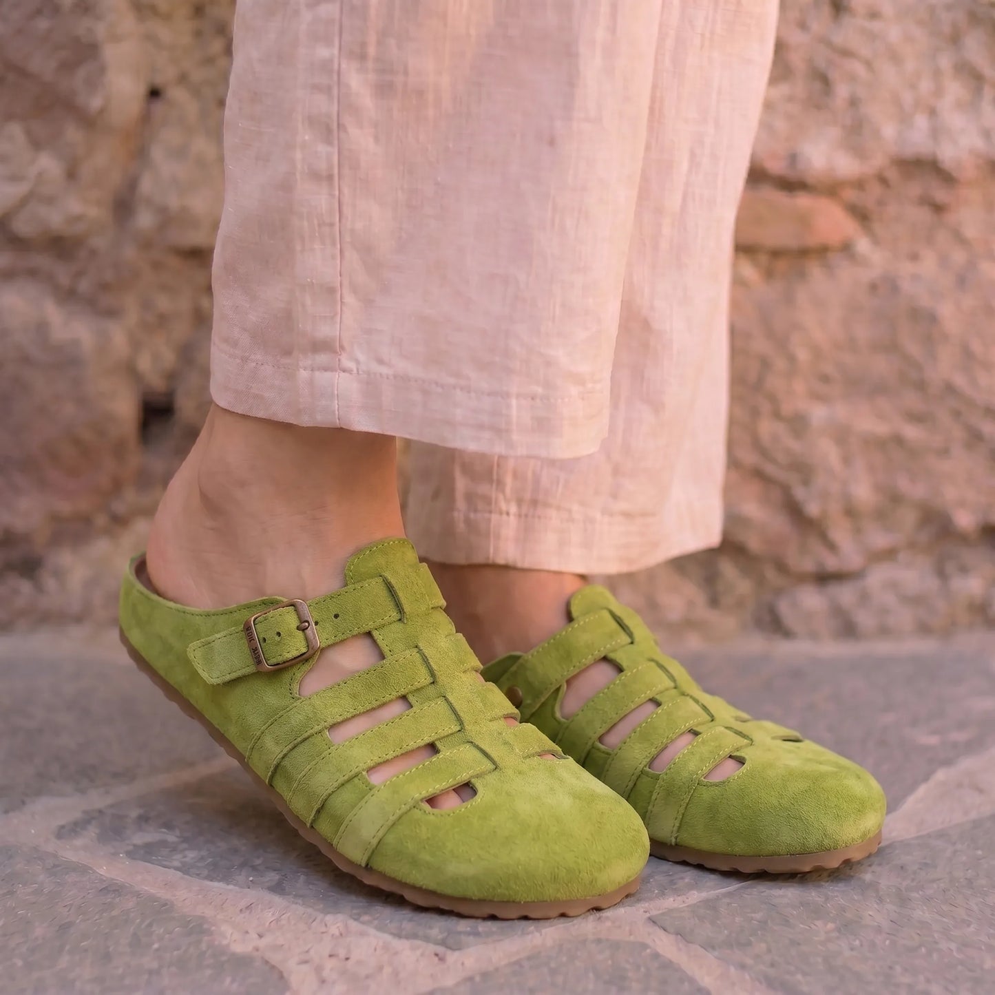 Veluria – Mules Orthopédiques Confort 100% Véganes